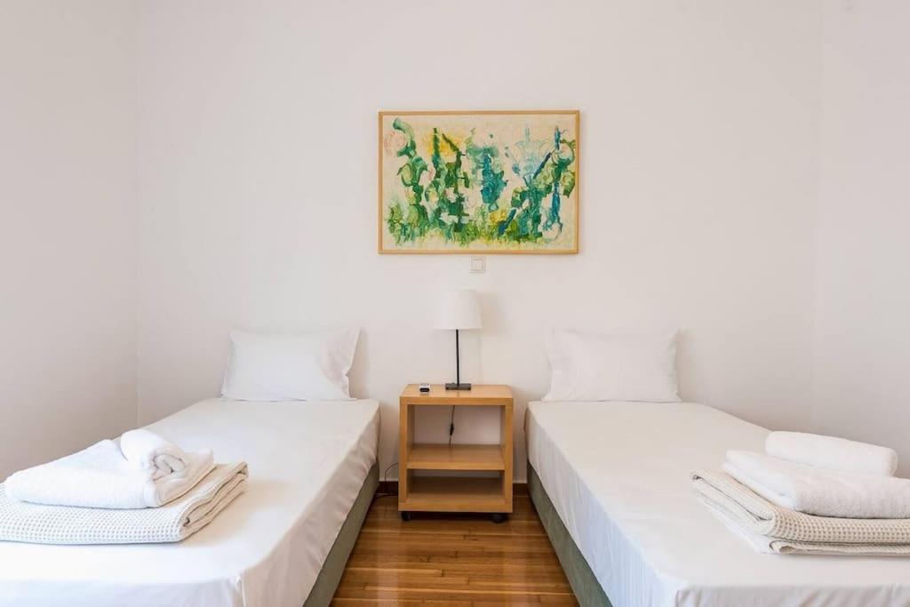 Casa Pamisou Near Attiki Metro Station Lägenhet Aten Exteriör bild