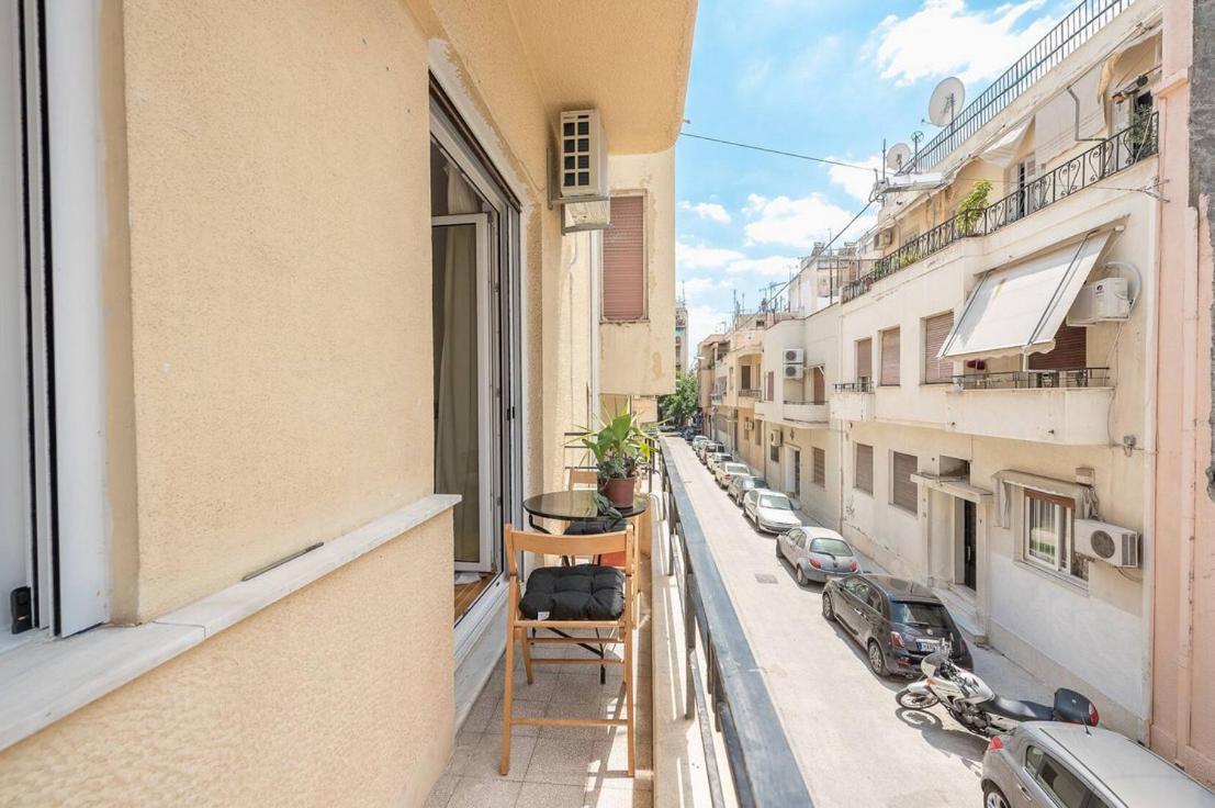Casa Pamisou Near Attiki Metro Station Lägenhet Aten Exteriör bild